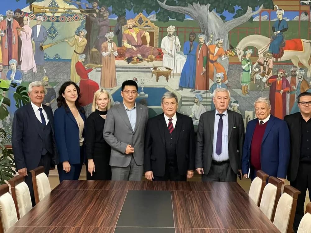 乌兹别克斯坦国家科学院